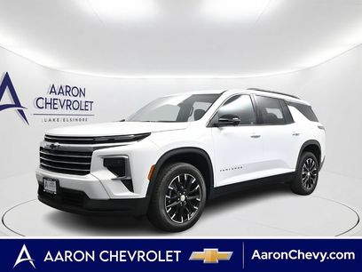 New 2026 Chevrolet Traverse LT w/ Sun and Wheel Package
