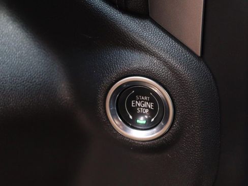 Used 2021 Chevrolet Silverado 1500 LTZ AWD/4WD image 13