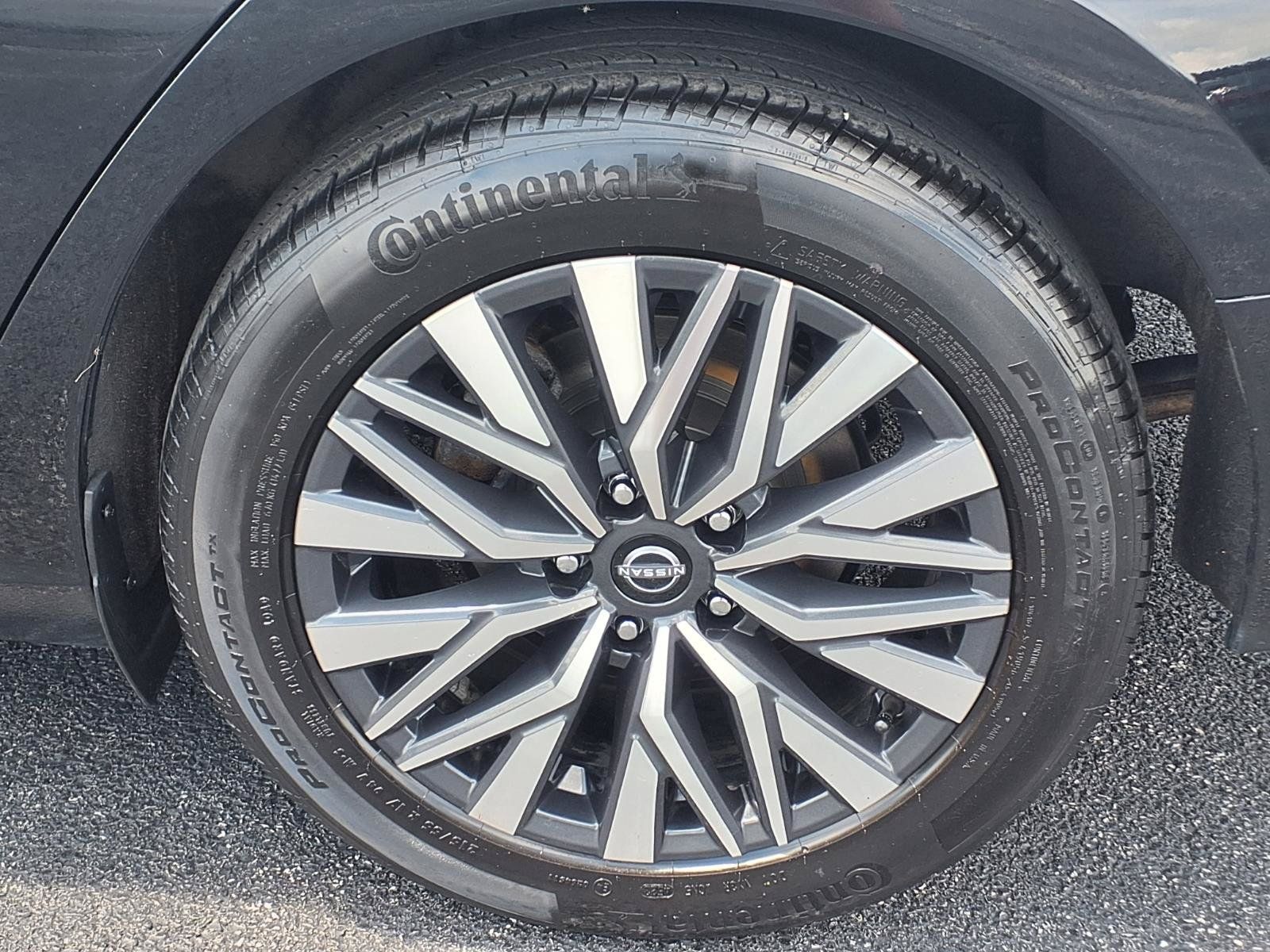 Used 2024 Nissan Altima 2.5 SV FWD image 10