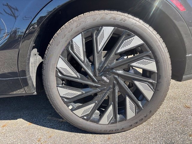 New 2026 Lincoln Nautilus Reserve w/ Jet Appearance Package AWD/4WD image 28