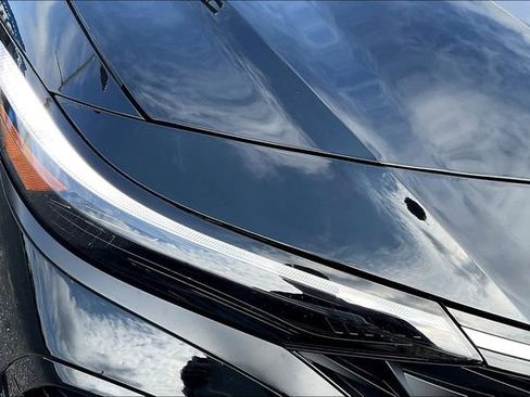 New 2025 Hyundai Elantra SEL FWD image 33