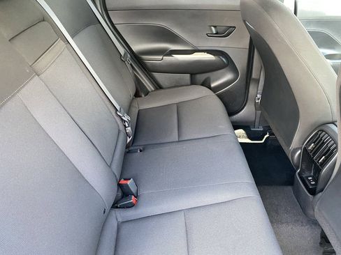 Used 2024 Hyundai Kona SEL w/ Convenience Package FWD image 12