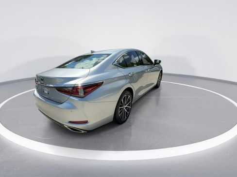 Used 2025 Lexus ES 350 w/ Premium Package FWD image 7