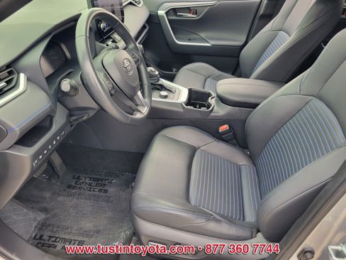 Used 2023 Toyota RAV4 XSE AWD/4WD image 10