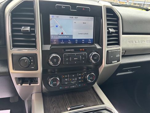 Used 2021 Ford F250 Lariat w/ Lariat Value Package AWD/4WD image 12