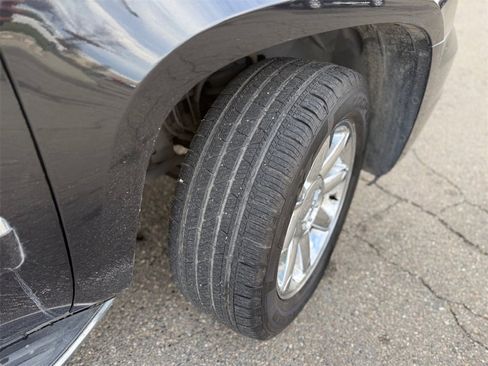 Used 2011 GMC Yukon Denali image 62