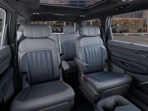 Used 2024 Kia EV9 GT-Line image 16