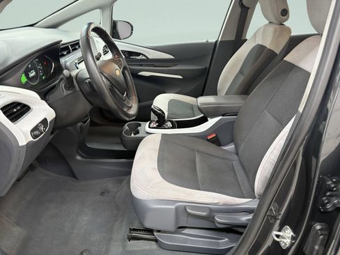 Used 2020 Chevrolet Bolt LT image 11