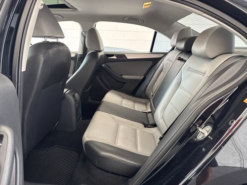 Used 2016 Volkswagen Jetta SEL Premium FWD image 51