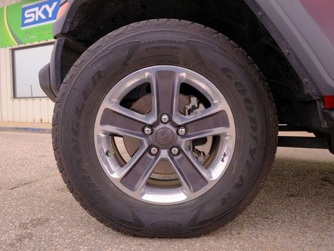 Used 2022 Jeep Wrangler Unlimited Sport image 40