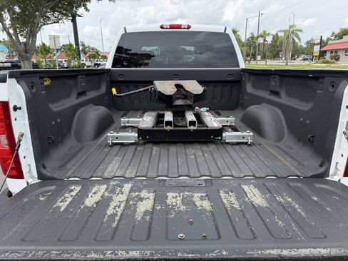 Used 2011 Chevrolet Silverado 2500 LTZ w/ LTZ Plus Package AWD/4WD image 9