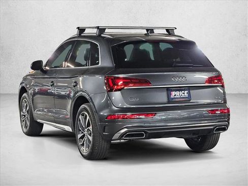 Used 2022 Audi Q5 2.0T Premium w/ Convenience Package AWD/4WD image 7