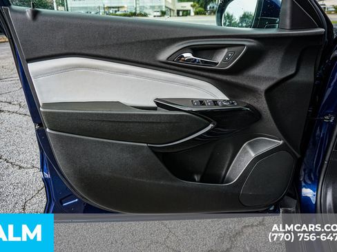 Used 2024 Chevrolet Trax LT w/ LT Convenience Package FWD image 51
