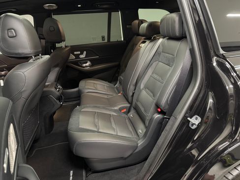 Used 2026 Mercedes-Benz GLS 63 AMG 4MATIC image 14