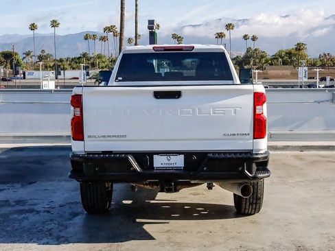 Used 2025 Chevrolet Silverado 2500 Custom w/ Custom Value Package AWD/4WD image 8