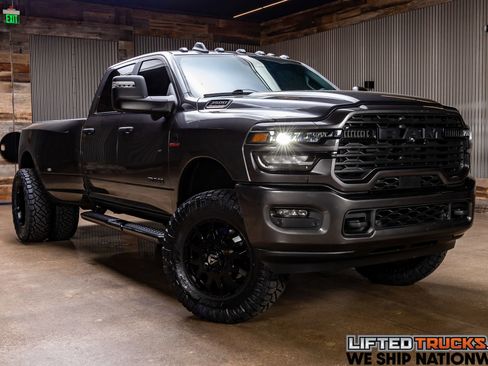 Used 2025 RAM 3500 Big Horn image 1
