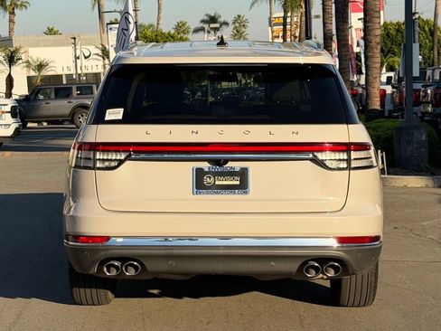 Used 2023 Lincoln Aviator Reserve image 7