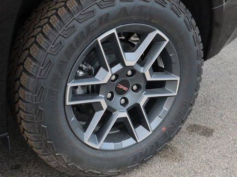 New 2026 GMC Terrain AT4 w/ Convenience Package III image 43