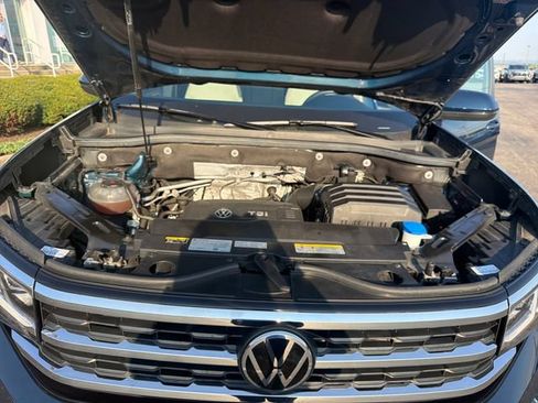 Certified 2023 Volkswagen Atlas SE w/ Panoramic Sunroof Package AWD/4WD image 25