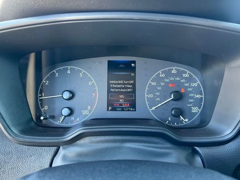 Used 2024 Toyota Corolla Cross LE image 14