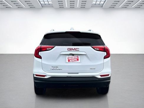 Used 2021 GMC Terrain SLT image 5