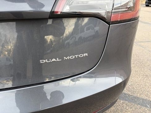 Used 2018 Tesla Model 3 Long Range image 18