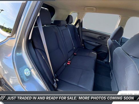 Used 2024 Nissan Rogue S AWD/4WD image 20