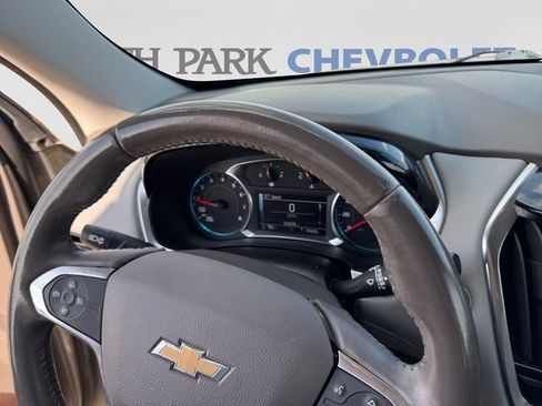 Used 2018 Chevrolet Traverse LT FWD image 14