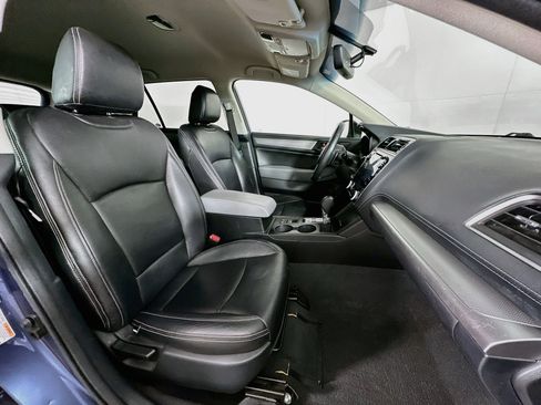 Used 2018 Subaru Outback 2.5i Premium AWD/4WD image 28