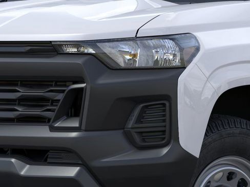 New 2025 Chevrolet Colorado W/T image 10