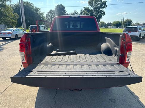 Used 2024 RAM 2500 Tradesman w/ Chrome Appearance Group AWD/4WD image 24