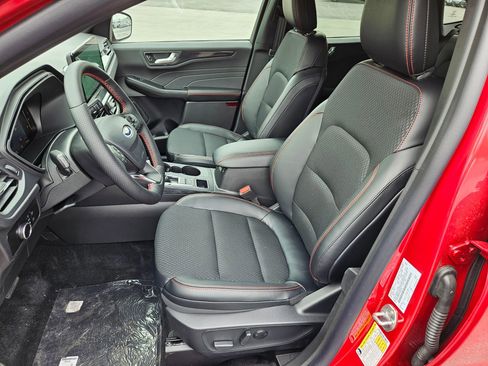 New 2025 Ford Escape ST-Line w/ Tech Pack #1 image 4