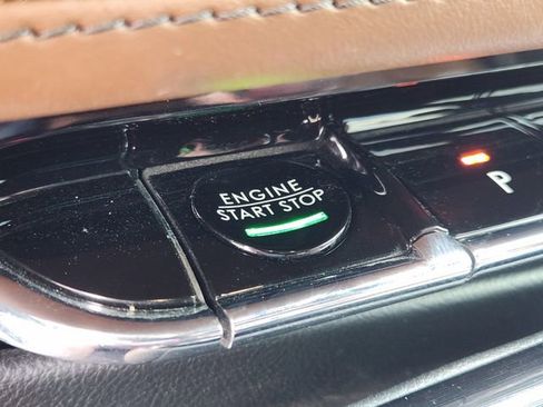 Used 2022 Lincoln Nautilus Reserve image 20