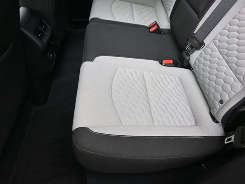 Used 2021 Chevrolet Equinox LS w/ LS Convenience Package FWD image 16