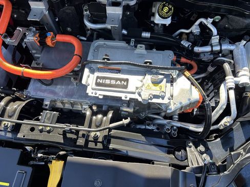 Certified 2024 Nissan Ariya AWD image 35