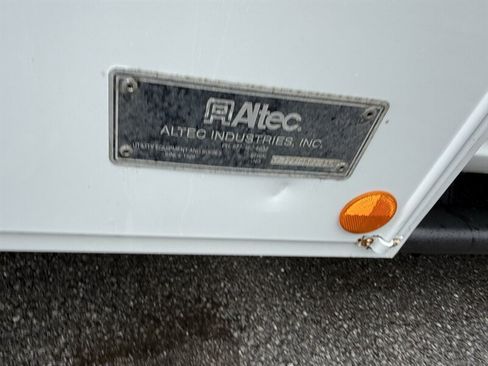 Used 2021 Ford F550 4x4 Regular Cab Super Duty image 3