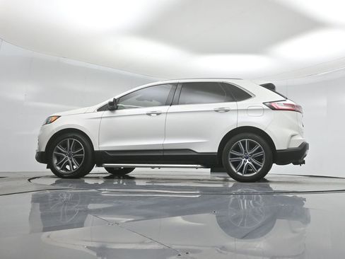 Certified 2020 Ford Edge Titanium FWD image 54