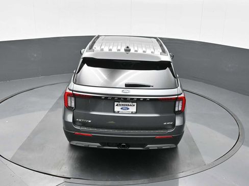 New 2026 Ford Explorer Active w/ Active Comfort Package image 16