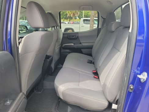 Used 2022 Toyota Tacoma SR5 RWD image 10