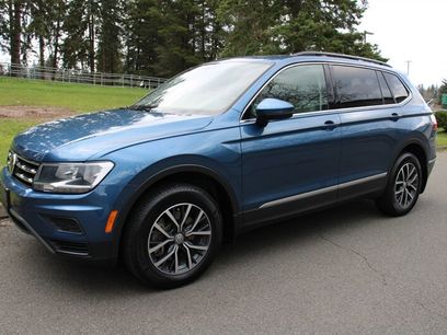 Used 2020 Volkswagen Tiguan SE w/ Panoramic Sunroof Package