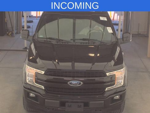 Used 2018 Ford F150 Lariat image 2
