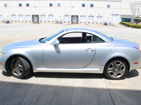 Used 2006 Lexus SC 430 Convertible RWD image 28