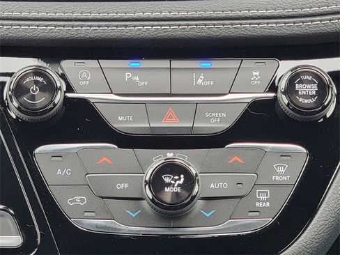 New 2026 Chrysler Pacifica Select w/ S Appearance Package image 29