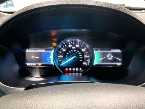 Used 2017 Ford Explorer XLT w/ Equipment Group 202A image 26