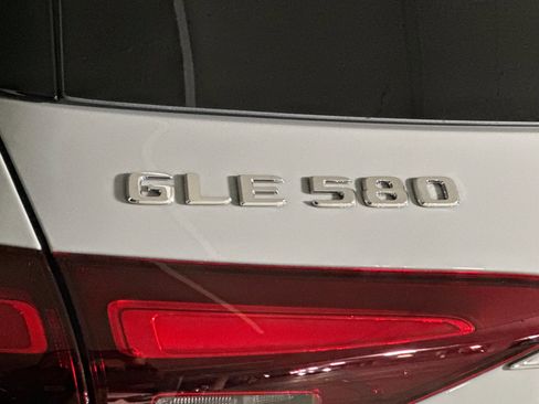 New 2026 Mercedes-Benz GLE 580 4MATIC image 19