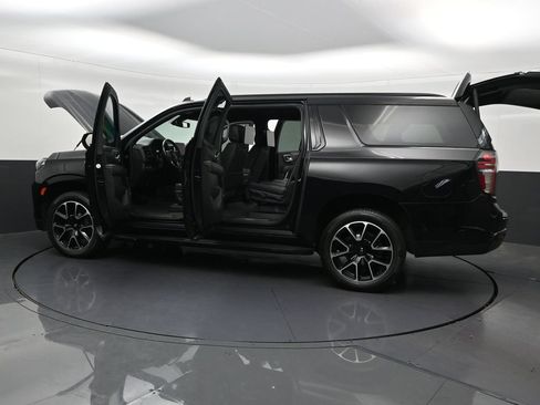 Used 2021 Chevrolet Suburban RST w/ Rear Media and Nav Package RWD image 35