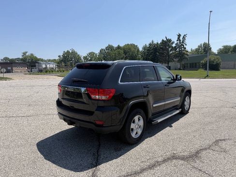 Used 2012 Jeep Grand Cherokee Laredo w/ Laredo E Group AWD/4WD image 4