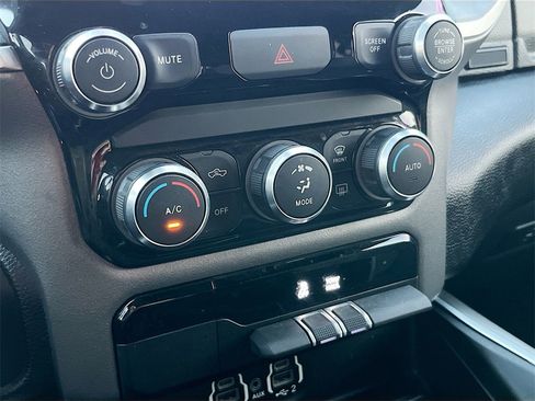 Used 2022 RAM 1500 Big Horn image 33