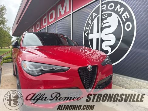 New 2026 Alfa Romeo Stelvio Sprint AWD/4WD image 1