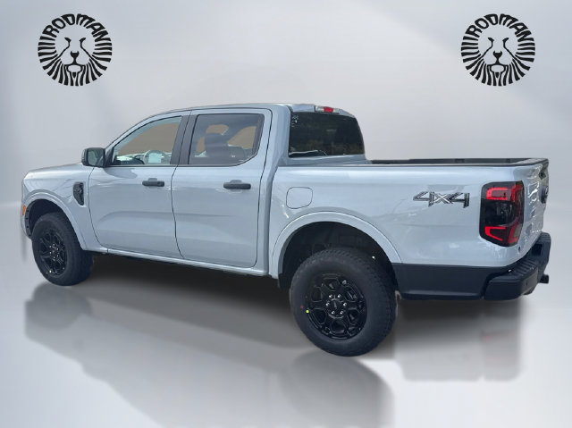 New 2026 Ford Ranger XLT w/ Black Appearance Package AWD/4WD image 9